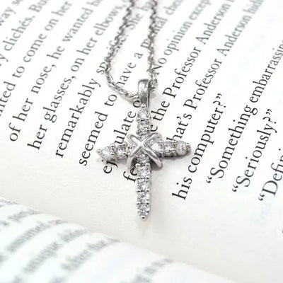 Jewelry Fashion Cross Pendant Necklace null