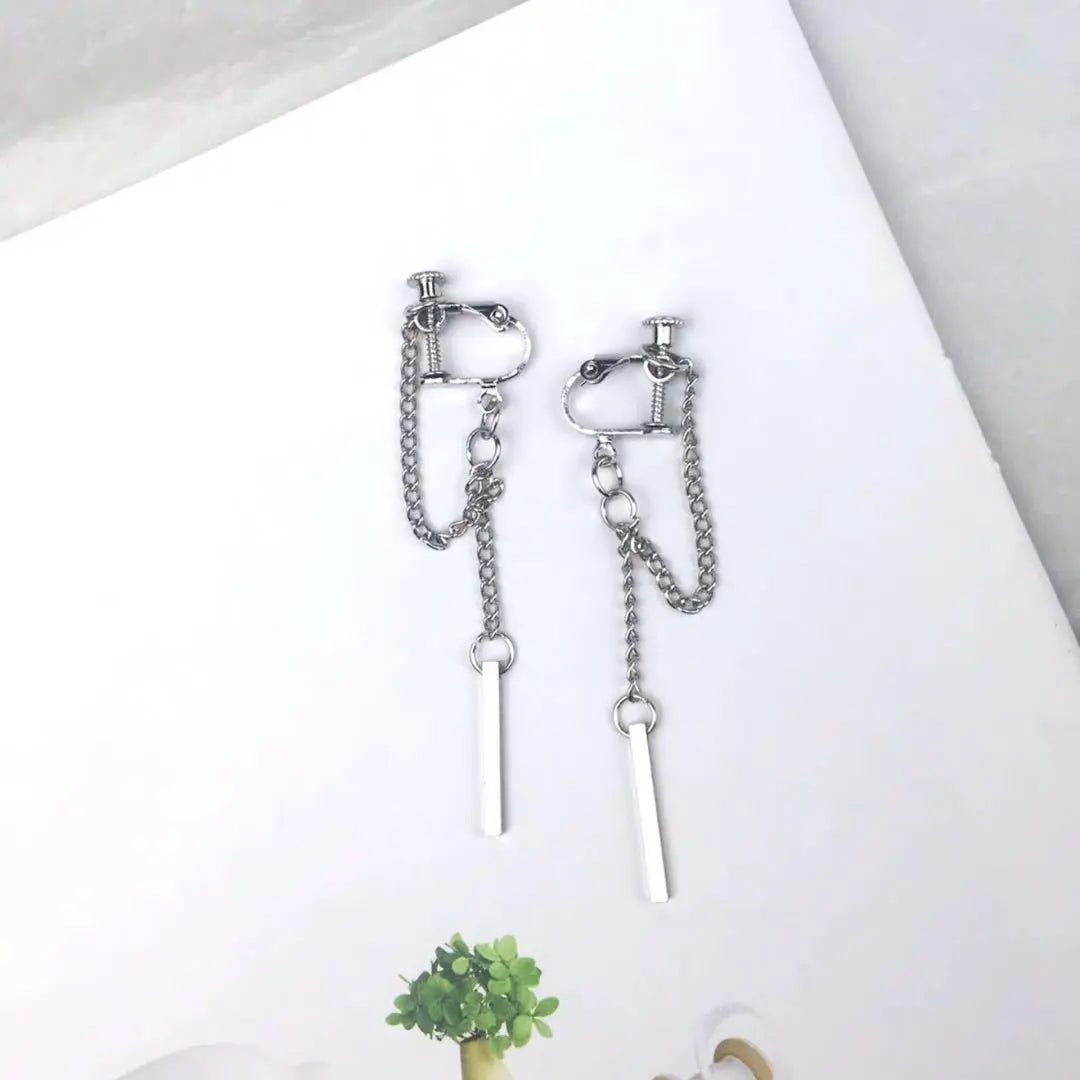 Female Chain Tassel Earrings Earrings null